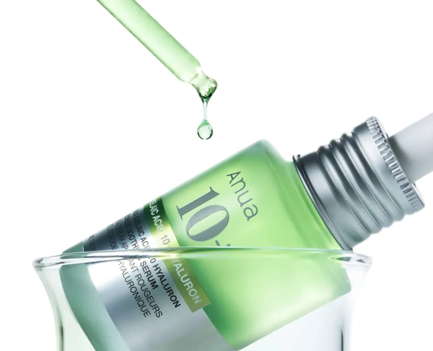 Azelaic Acid Serum: What It Does and How to Use It