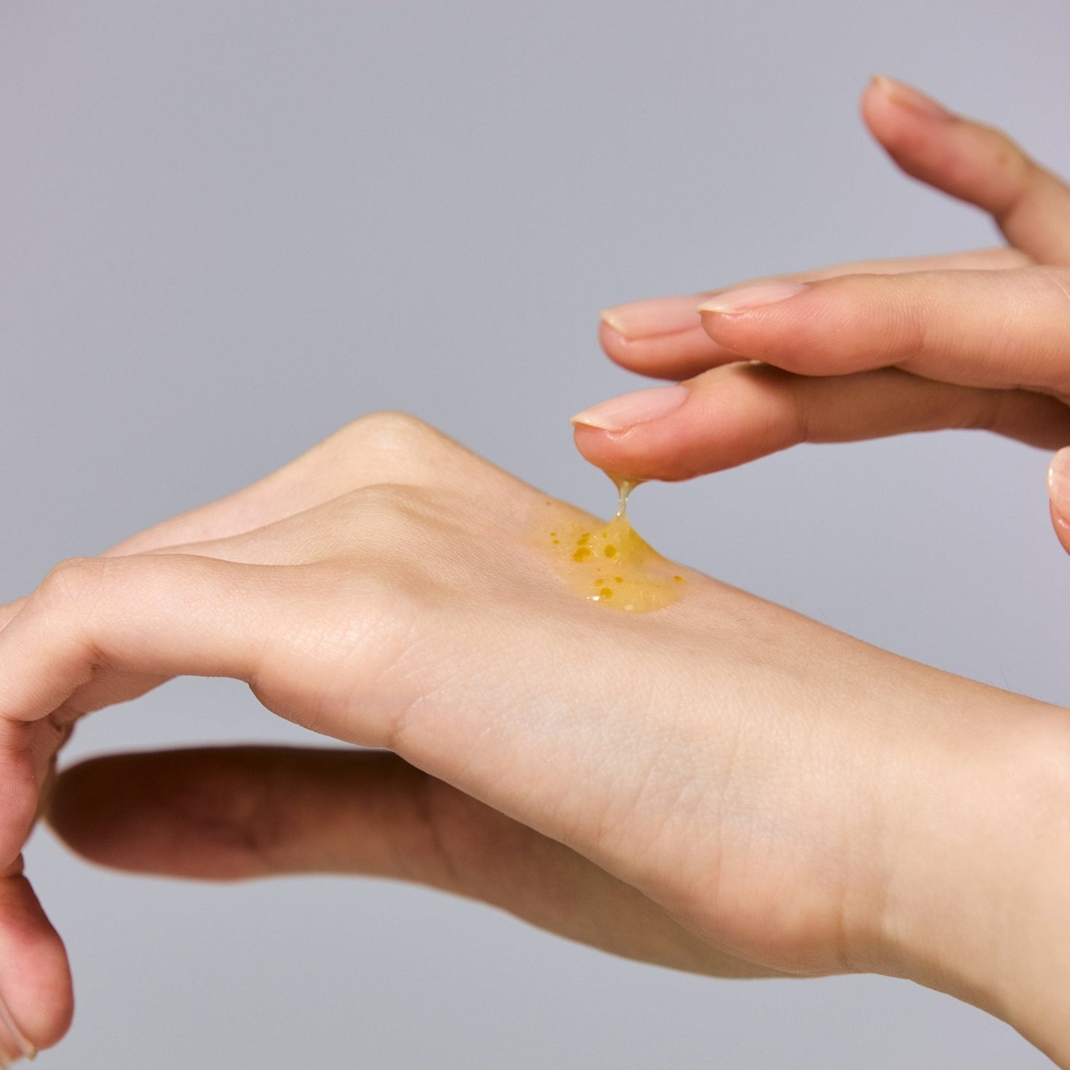Retinal vs Retinol: Which One Do You Need? - Kiokii and...