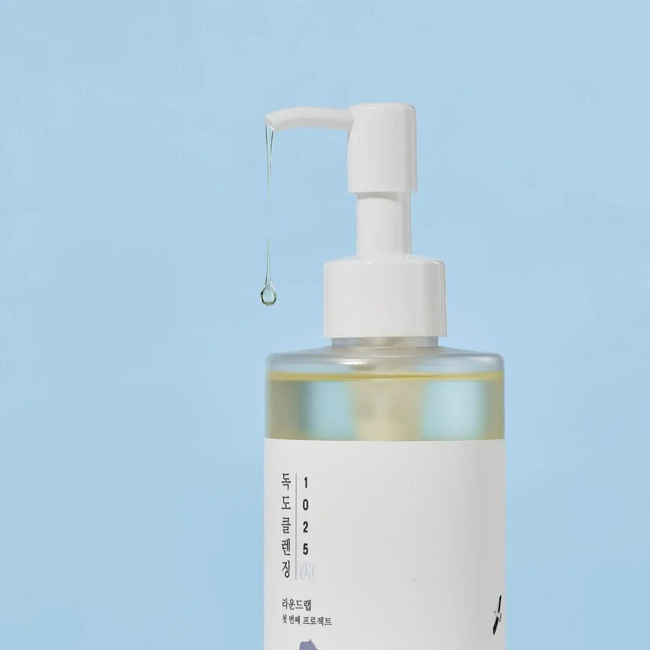 Round Lab 1025 Dokdo Cleansing Oil 200ml by Round Lab – Makeup Remover