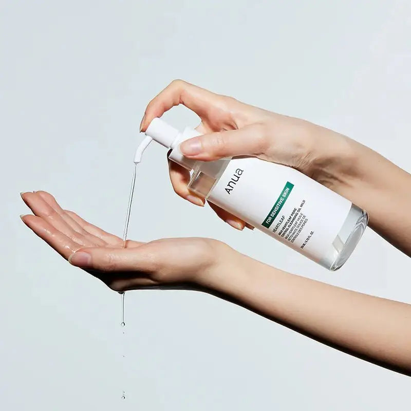 Anua Heartleaf Pore Control Cleansing Oil Mild 200ml by Anua – Makeup Remover