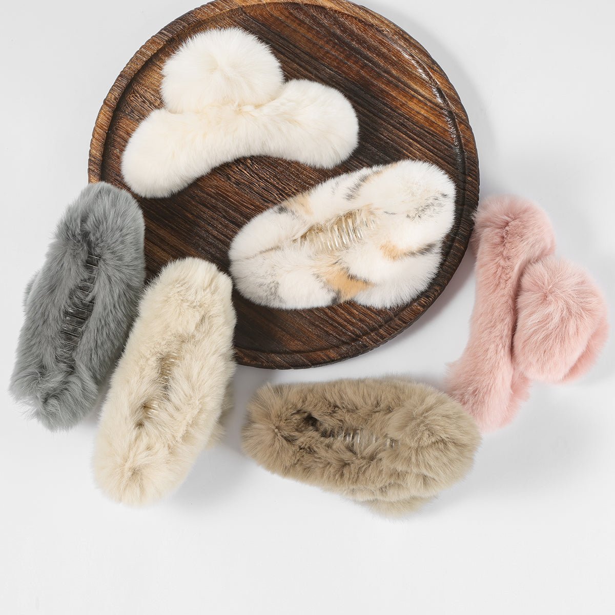 Arch14 Fluffy Arch Claw Clips 1pc by Arch14 – Hair Accessories