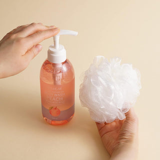 AROUND ME Perfume Vita Body Wash Peach 500ml by Around Me – Body Wash photo