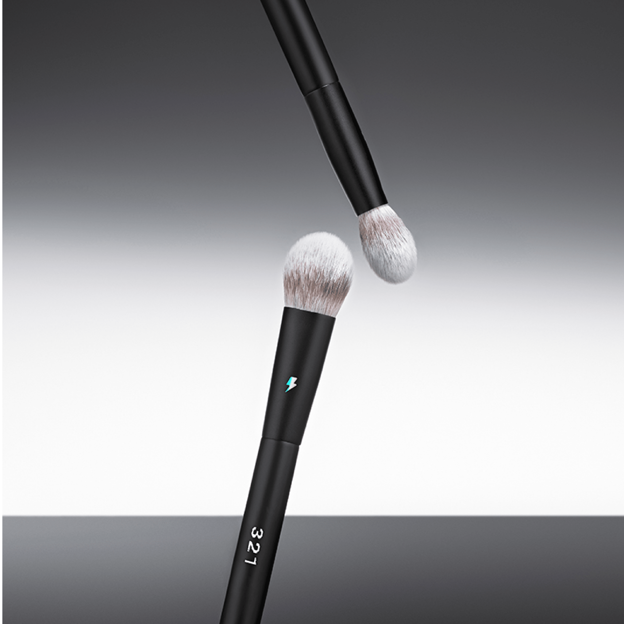 BLJ Lightning Series Ace Blush Brush 1pc by BLJ Cosmetics – Brush & Cleaning Tools