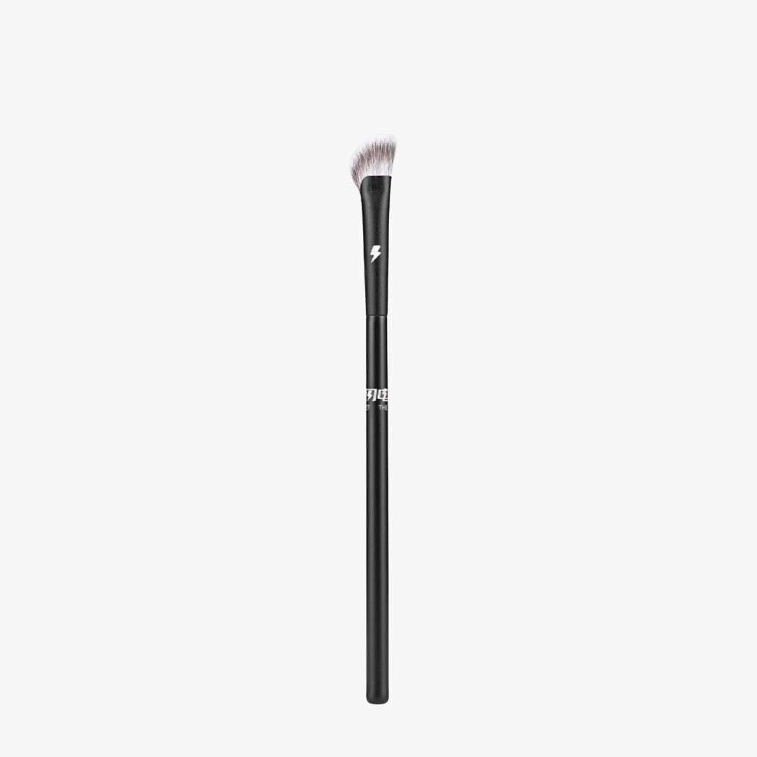 BLJ Lightning Series Nose Contour Brush 1Pc by BLJ Cosmetics – Brush & Cleaning Tools