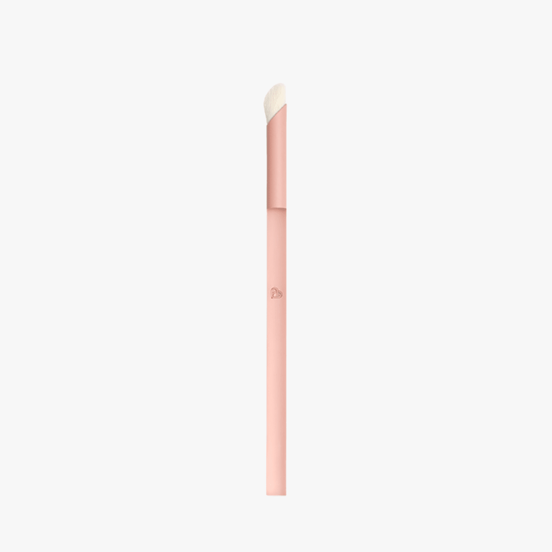 BLJ Semi Sweet Peach Shaped Scythe Like Nose Shadow Brush 1pc by BLJ Cosmetics – Brush & Cleaning Tools
