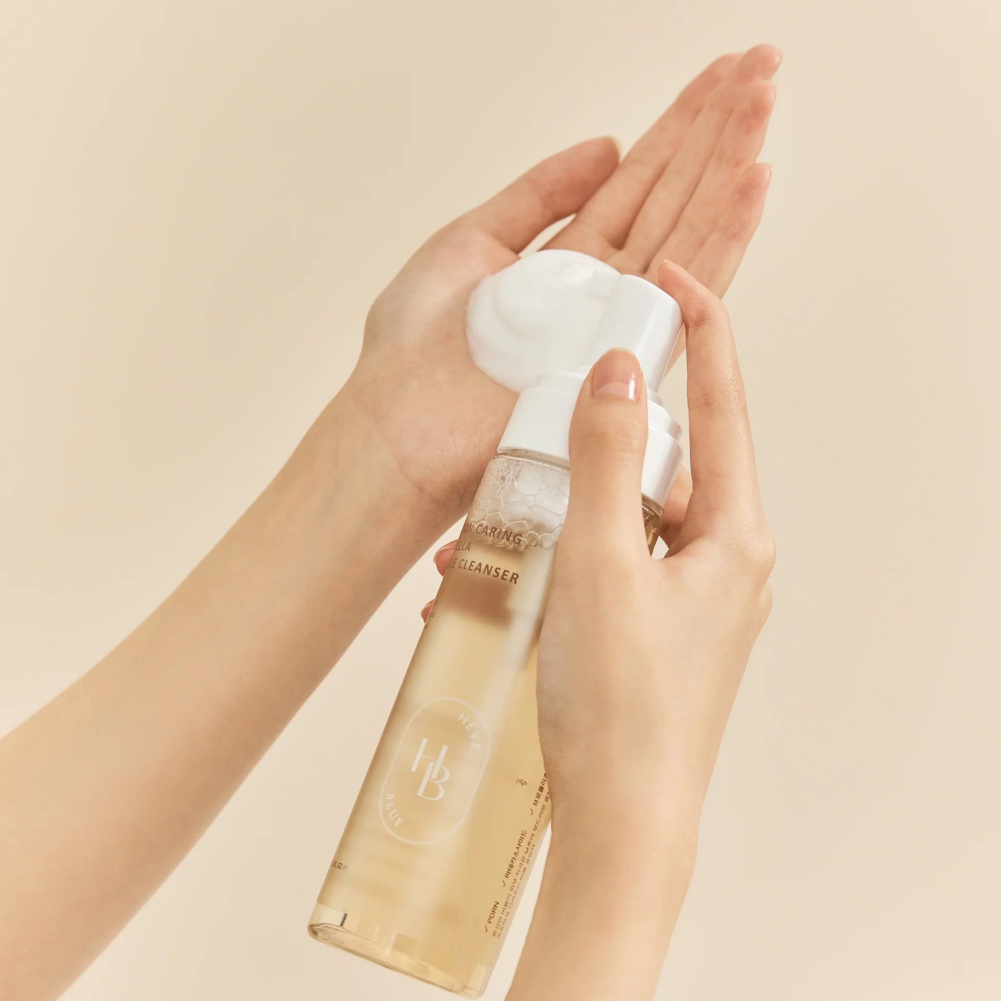 HEVEBLUE Salmon Caring Centella Bubble Cleanser 200ml by HEVEBLUE – Facial Cleanser