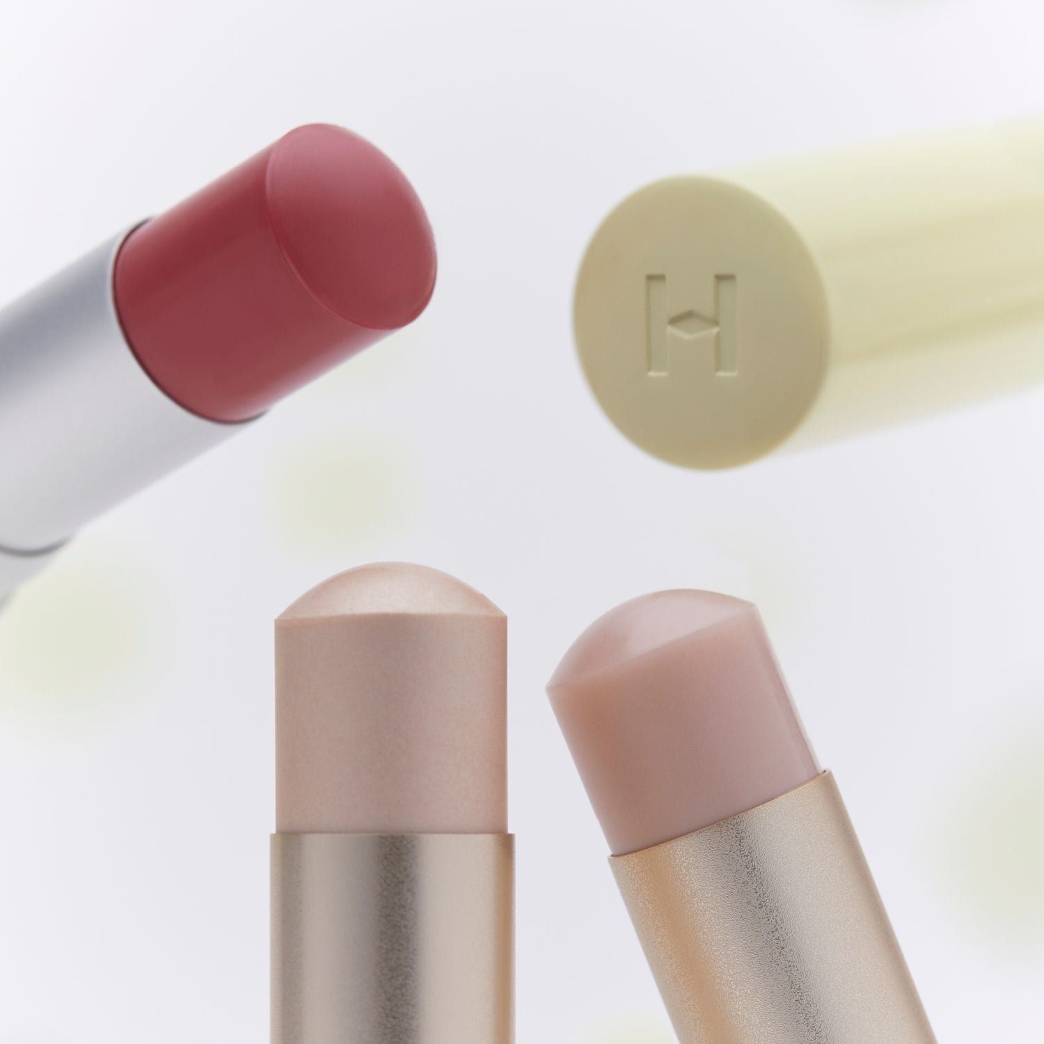 Hince True Dimension Radiance Balm (4 Colors) by Hince – Contour & Highlighter