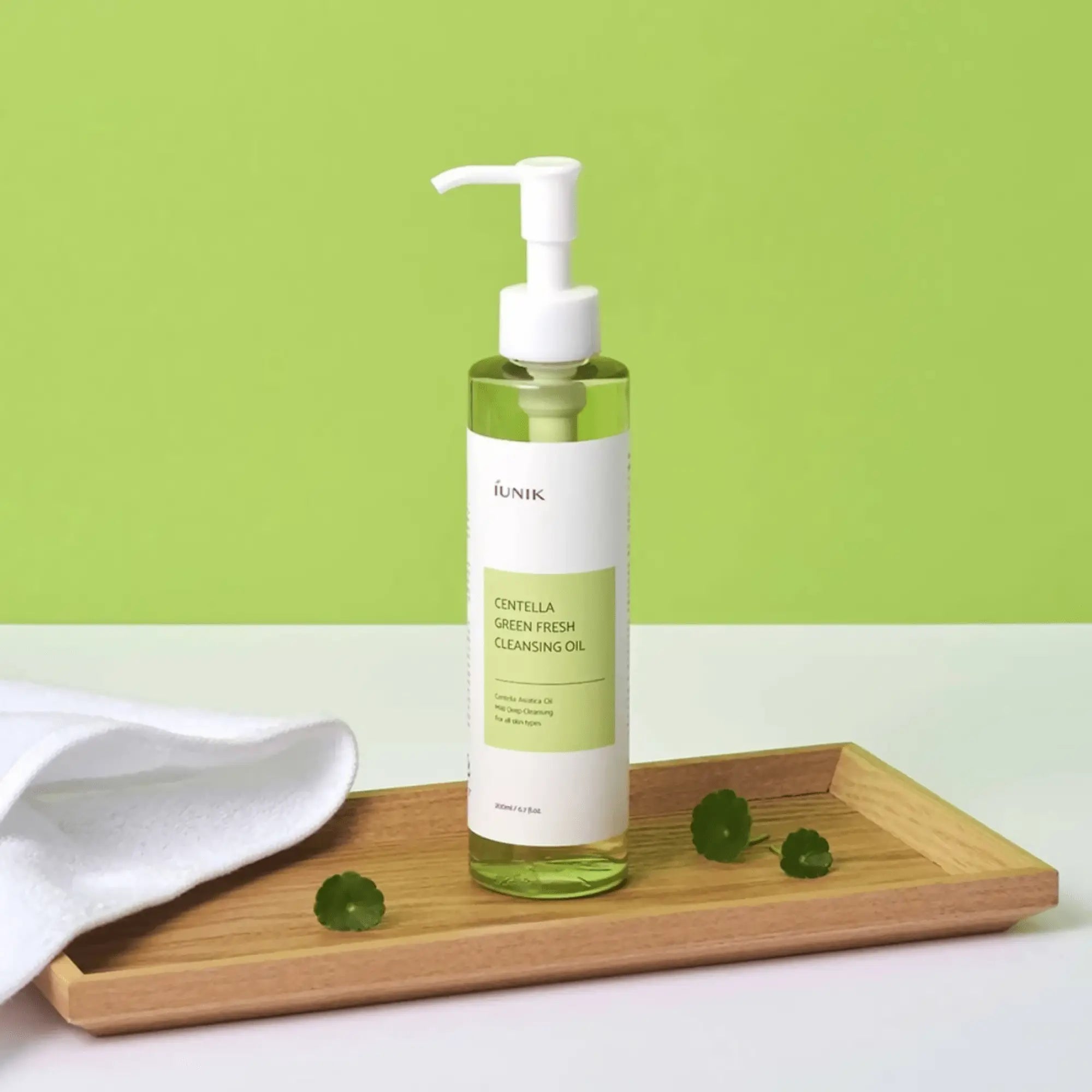 iUNIK Centella Green Fresh Cleansing Oil 200ml by iUNIK – Makeup Remover