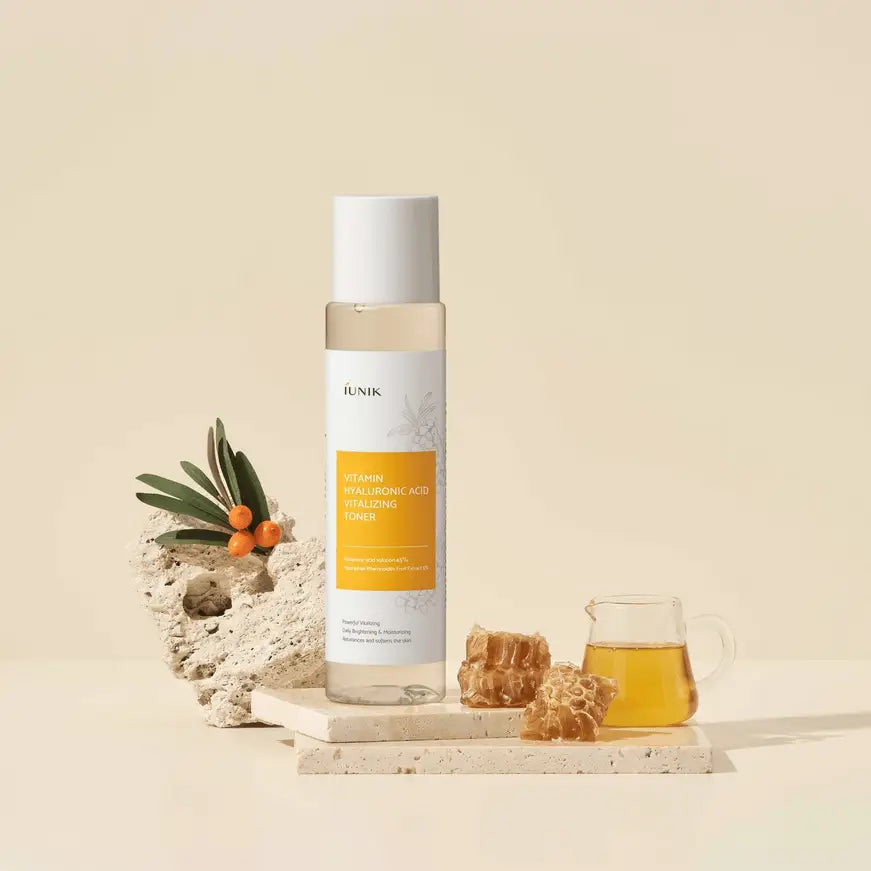 iUNIK Vitamin Hyaluronic Acid Vitalizing Toner 200ml by iUNIK – Toner & Essence