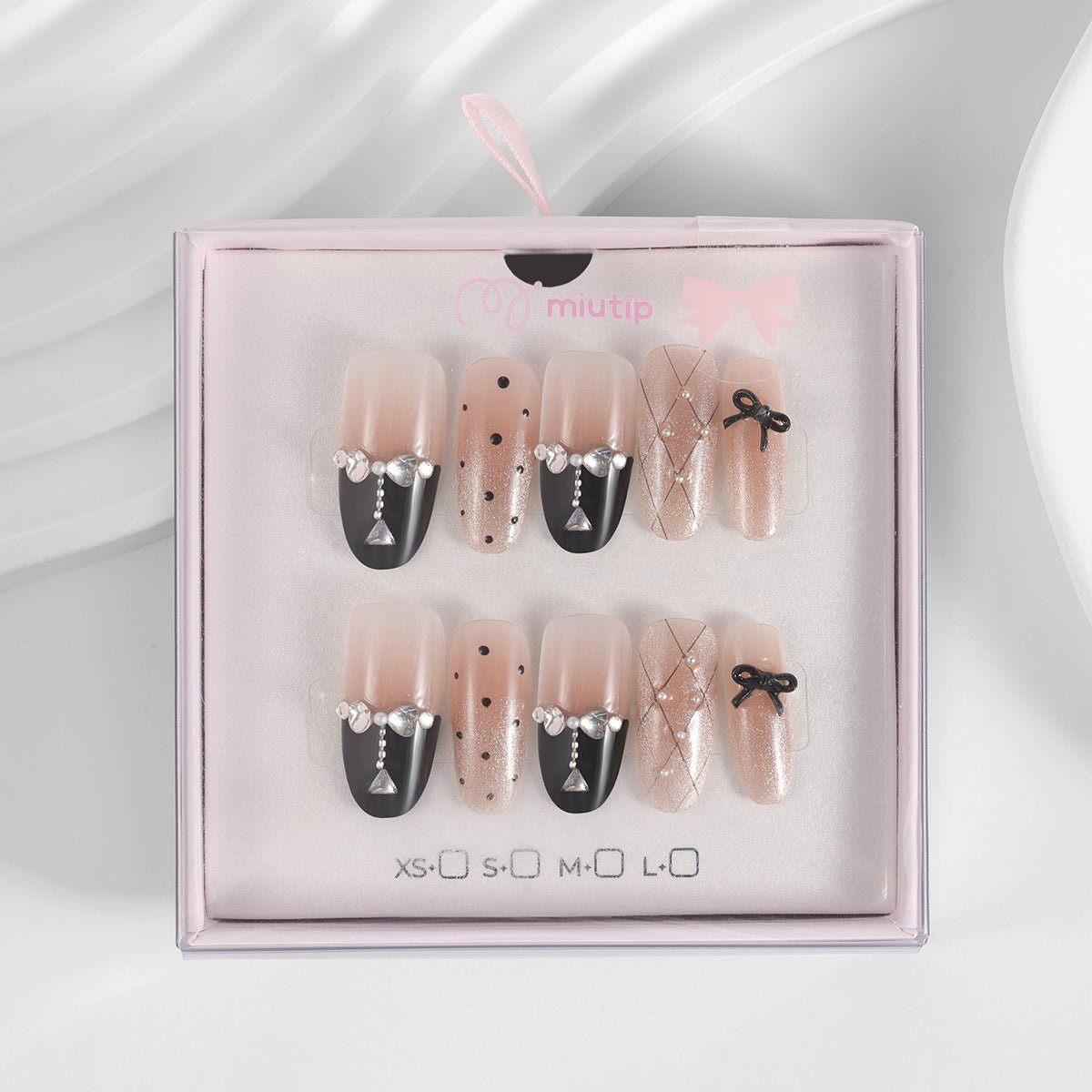 Kiokii Handmade Press - On Nails - Black - Pink Splicing by Kiokii and... – Nail Art