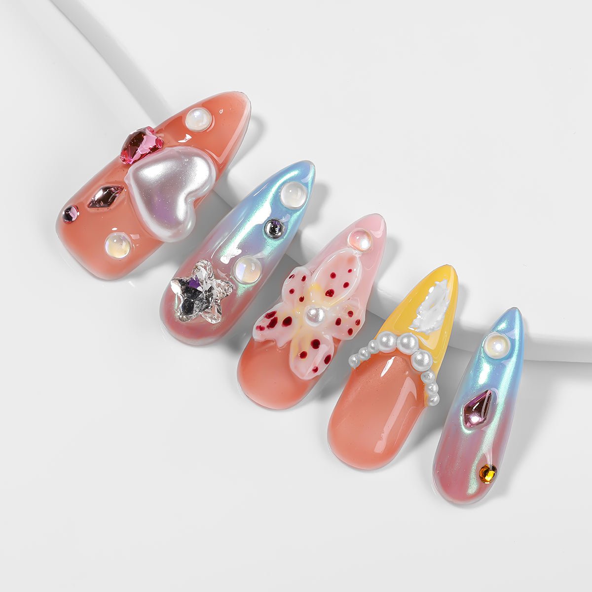 Kiokii Handmade Press - On Nails - Elegant Bloom Nail Art by Kiokii and... – Press - On Nails