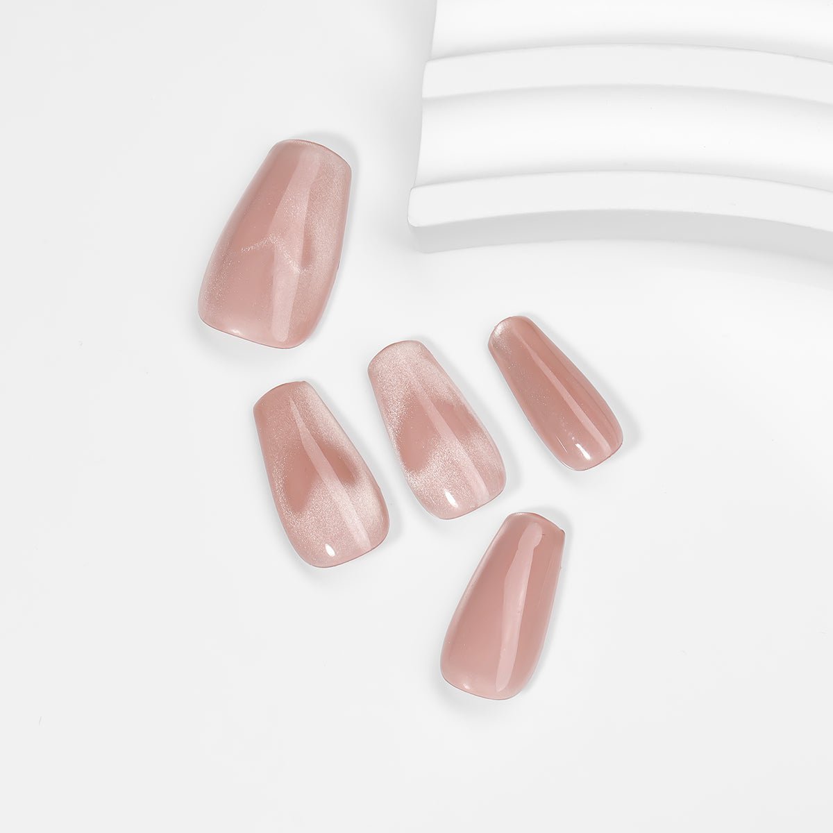 Kiokii Handmade Press - On Nails - Elegant Blush Cat's Eye Nail Set by Kiokii and... – Press - On Nails