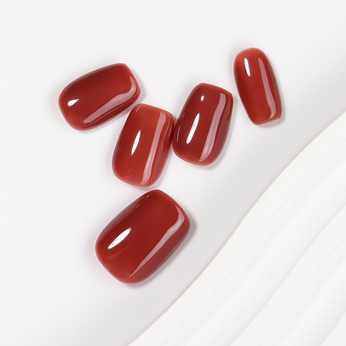 Kiokii Handmade Press - On Nails - Elegant Rouge Nail Set by Kiokii and... – Press - On Nails