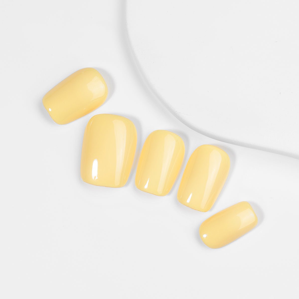 Kiokii Handmade Press - On Nails - Glowing Elegance Nail Set by Kiokii and... – Press - On Nails