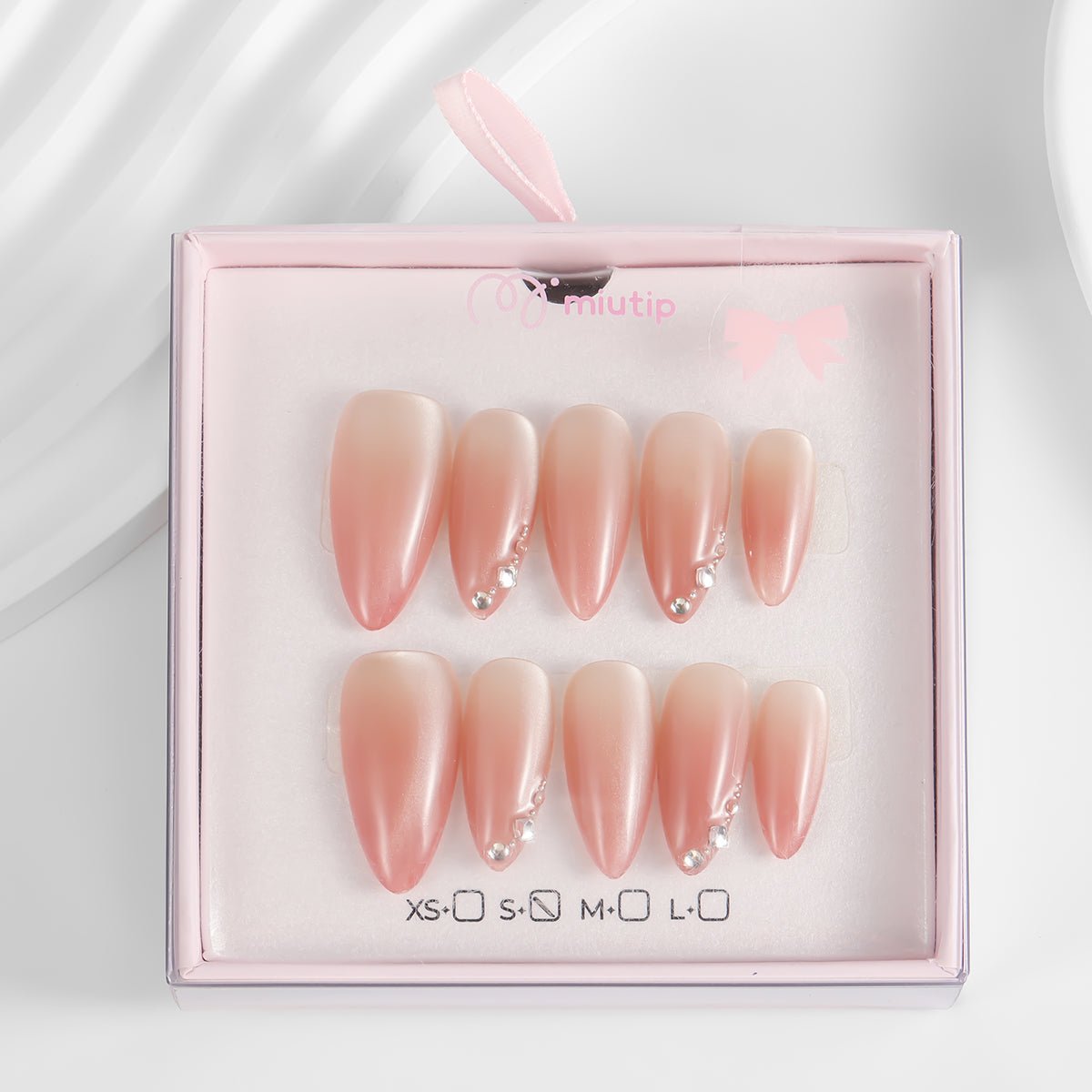 Kiokii Handmade Press - On Nails - Nude Pink With Rhinestones by Kiokii and... – Nail Art