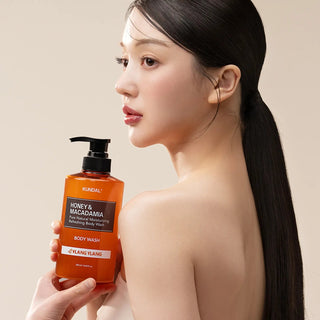 KUNDAL Honey & Macadamia Body Wash 500ml (2 Scents) by Kundal – Body Wash photo