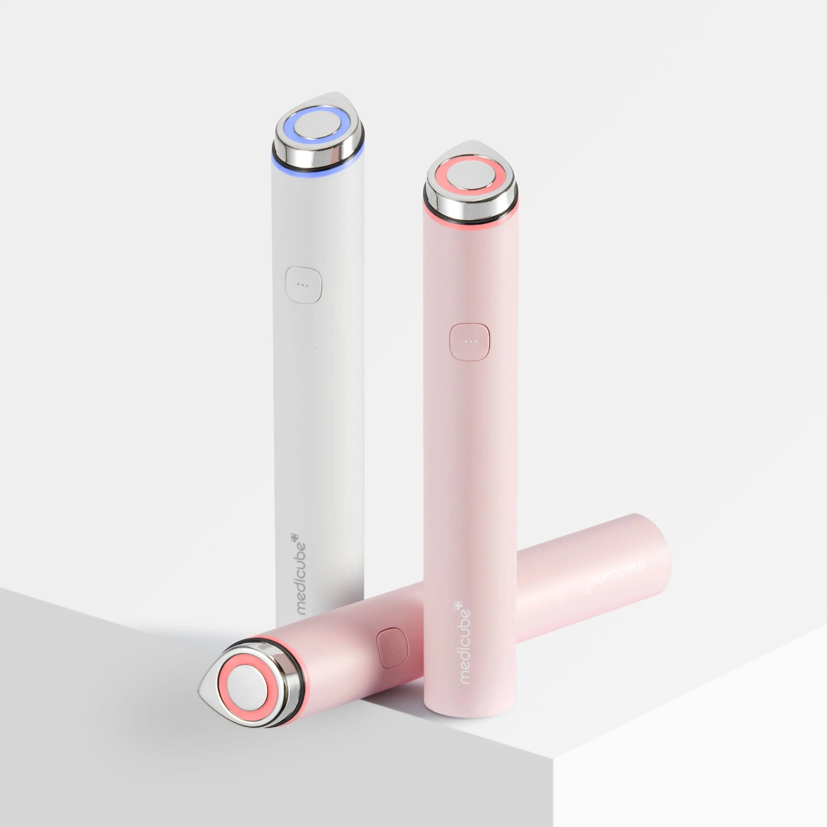 Medicube AGE-R Booster Pro Mini (2 Colors) - Kiokii and...