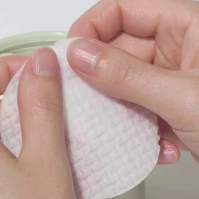 Load video: Celimax Ji Woo Gae Cica BHA Blemish Pad 170ml/ 60pads