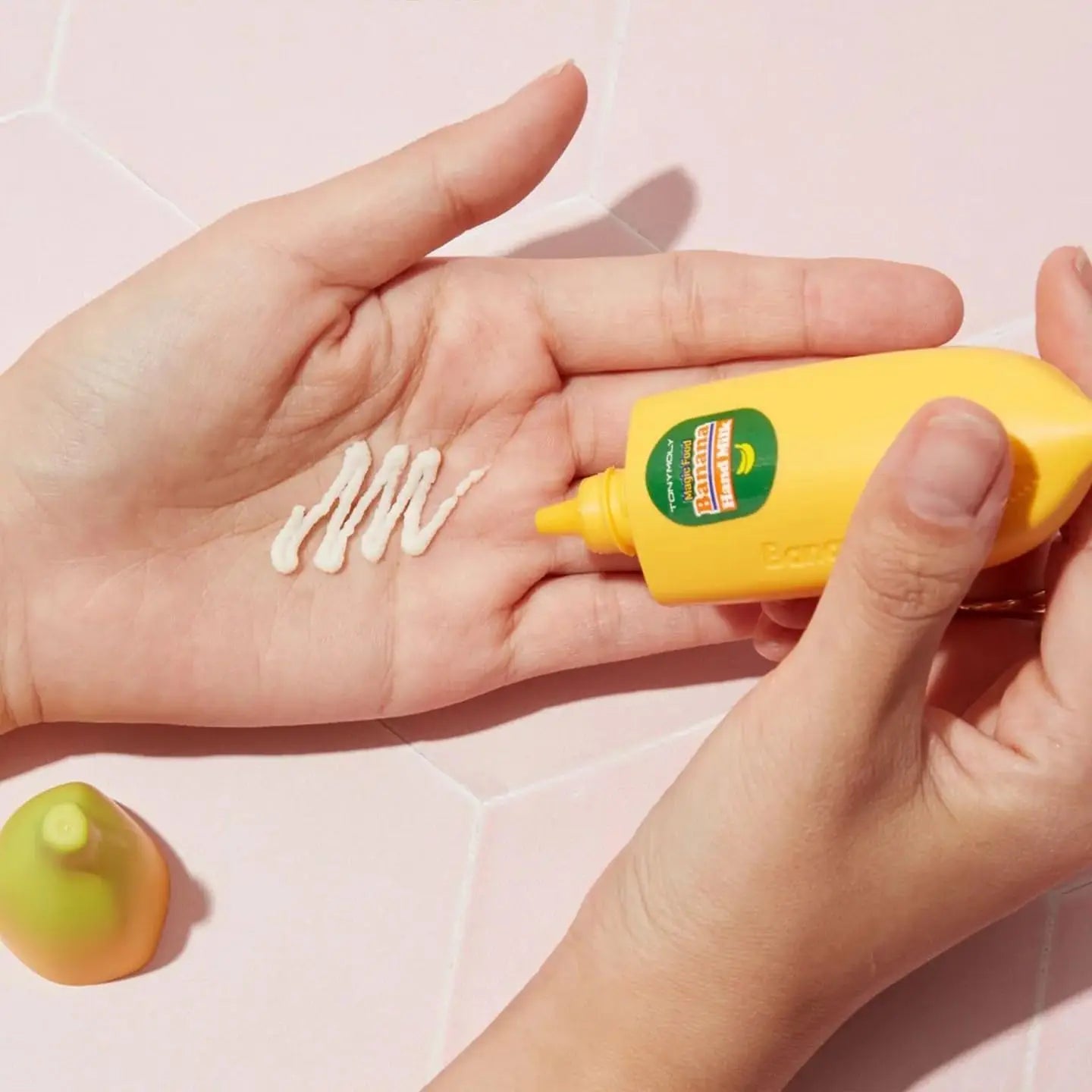 Tonymoly Golden Banana Hand Milk 45ml by Tonymoly – Hand Cream