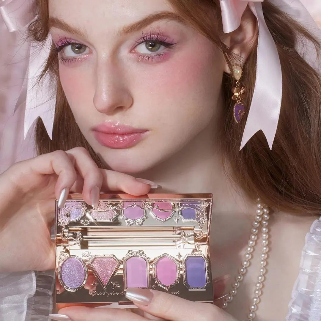 Flower Knows Violet Strawberry Rococo Five - Color Eyeshadow Palette G01 Starmoon Strawberry – Eye Shadow photo