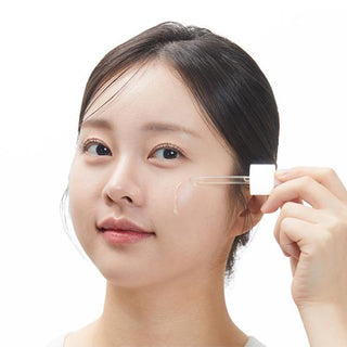 VT Glutathione G2 Brightening Ampoule 30ml by VT Cosmetics – Serum & Ampoule photo