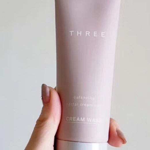 THREE Balancing Nectar Cream Wash/100g - Three | Kiokii and...